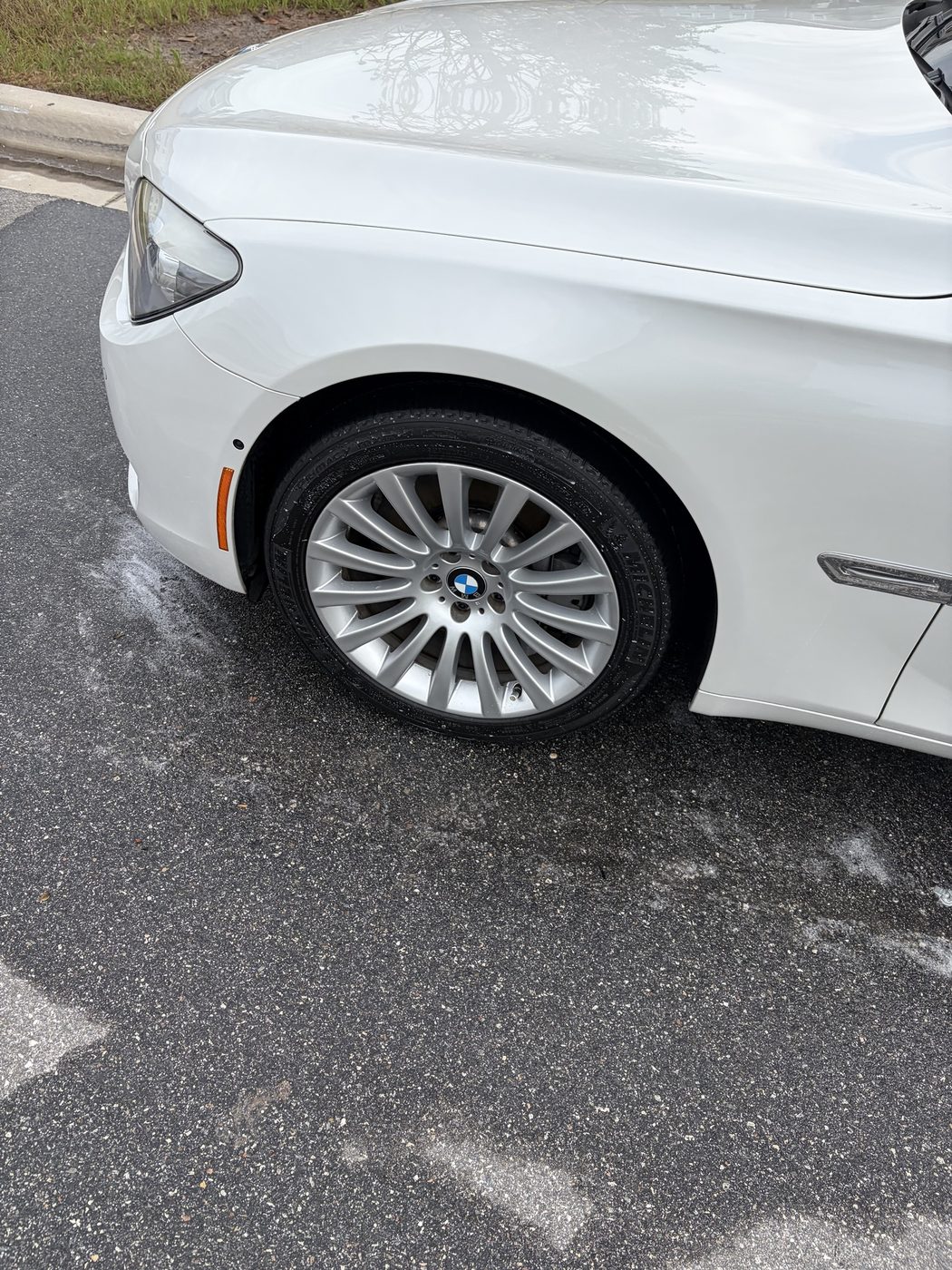 BMW 7 Series wheel after a detail
